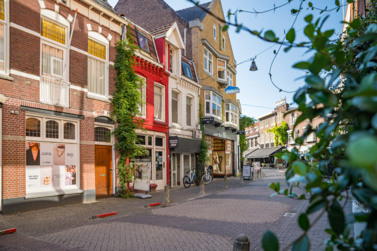 Wat is het verschil tussen een aankoopmakelaar en een verkoopmakelaar?